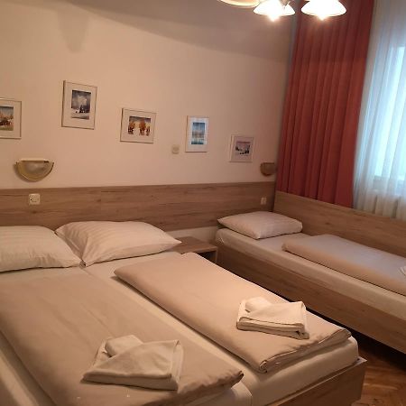 Apartmaji In Sobe Tina 克拉尼斯卡戈拉 外观 照片