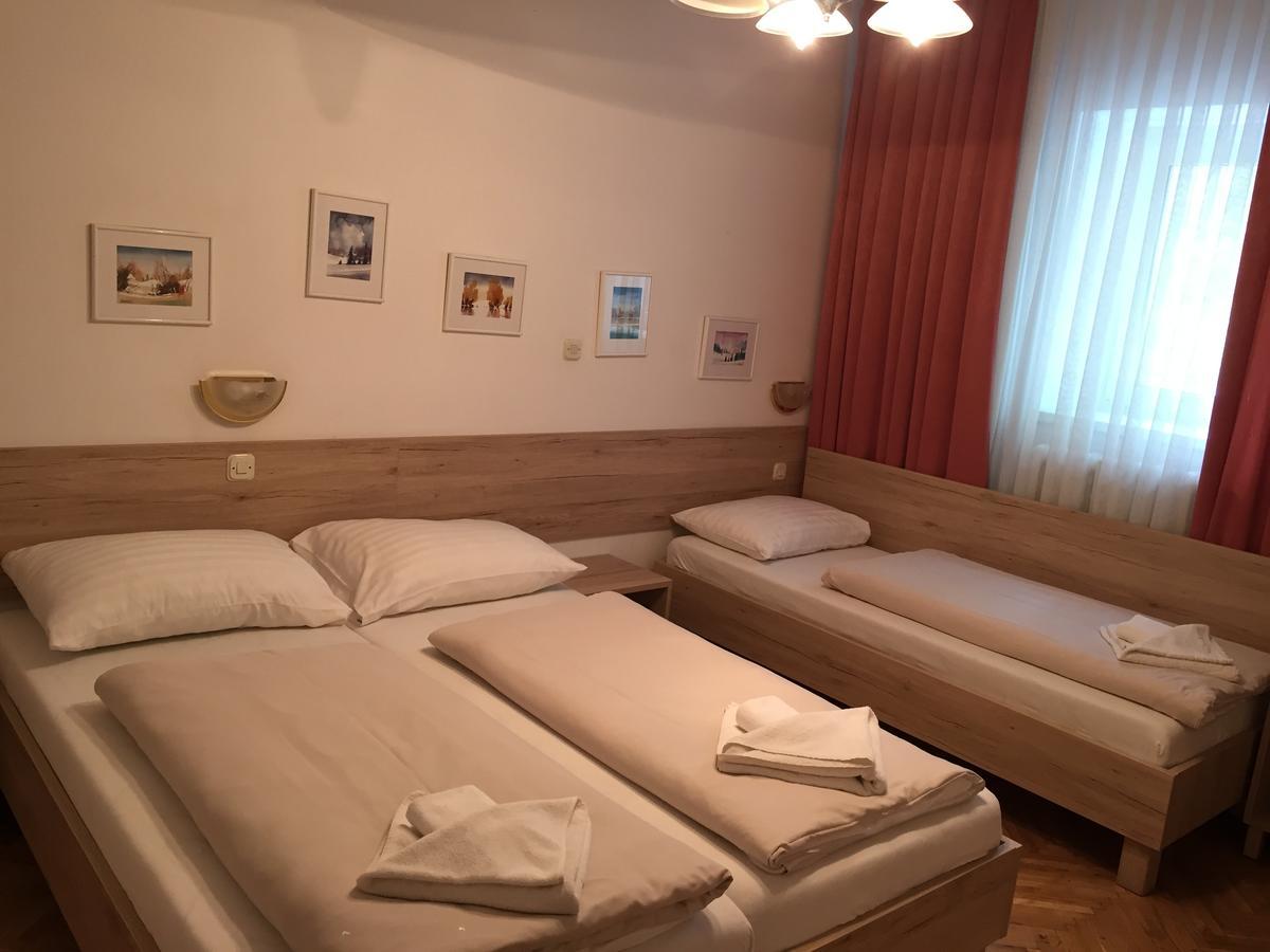 Apartmaji In Sobe Tina 克拉尼斯卡戈拉 外观 照片